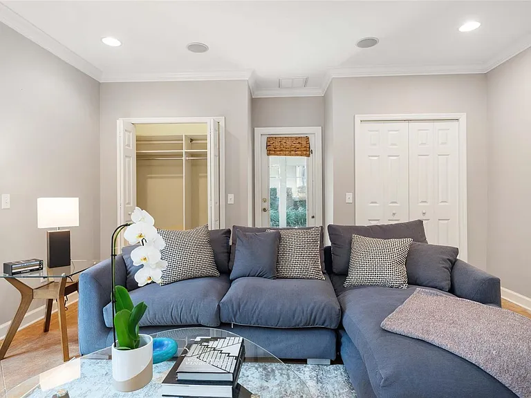 8120 NW 48th Ln — Photo 57