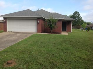 865 Crosspoint Rd, Conway, AR 72034