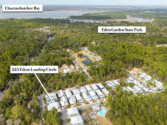 3rd image of 225 Edens Landing Cir