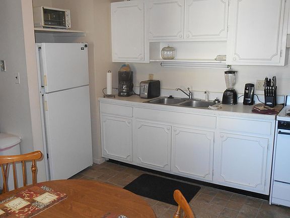 5th image of 1629 Genesee St #Ad081b228