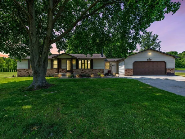 5170 N River Rd, Clyde, MI 48049