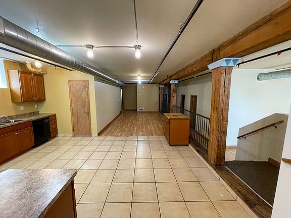 3rd image of 2115 Como Ave SE Unit B1-101