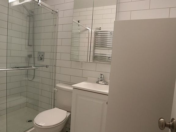 4th image of 4744 11th St APT 2A