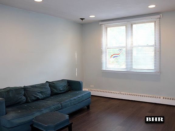 2nd image of 2020 E 58th St