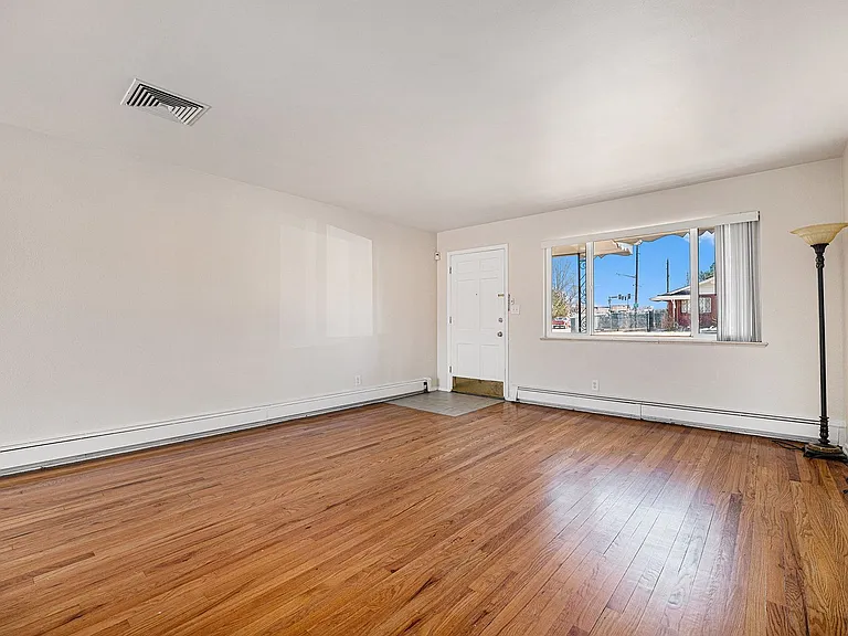 4395 Balsam St — Photo 2