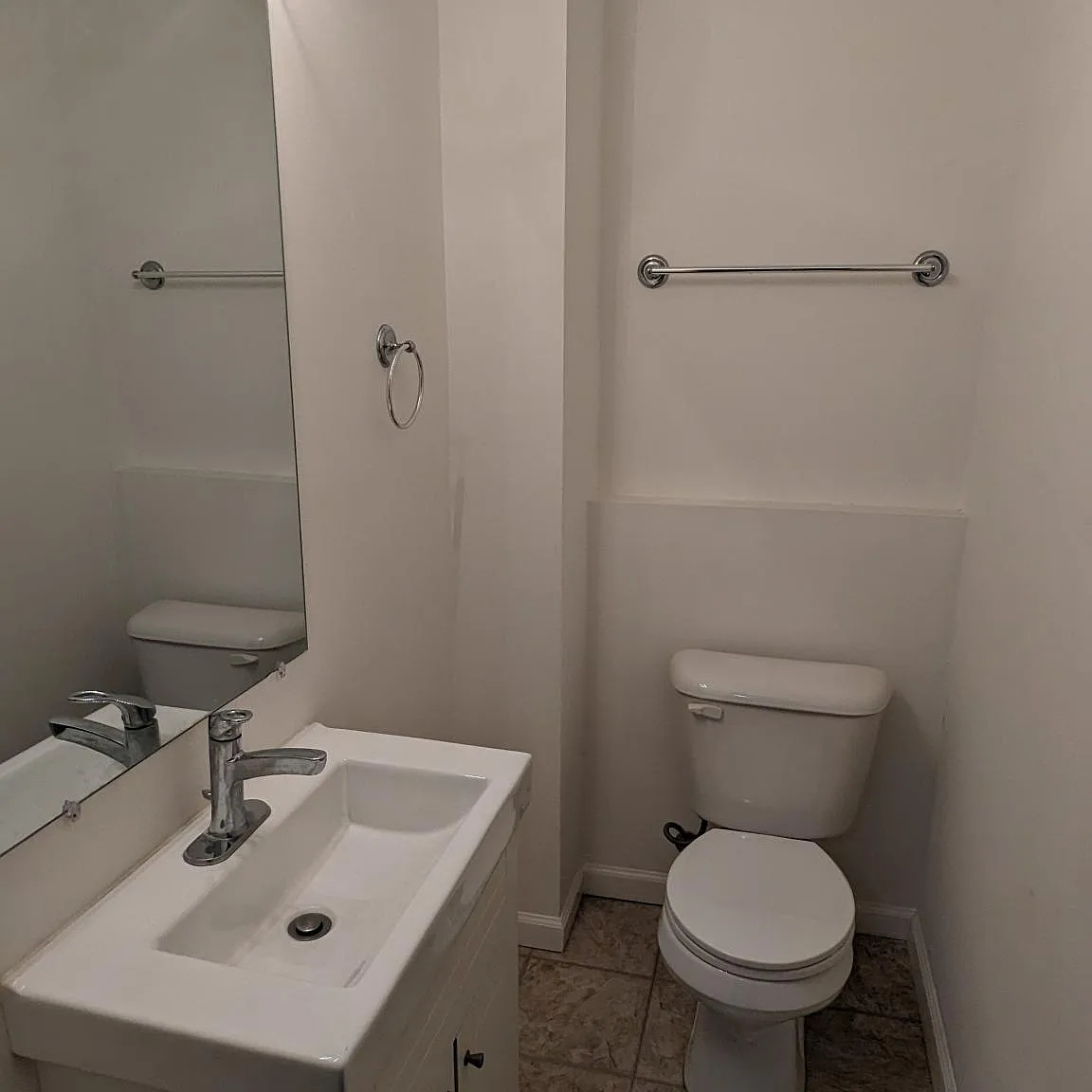 3 bed, 2.5 bath, 1300 sqft, $1,995 — Photo 4