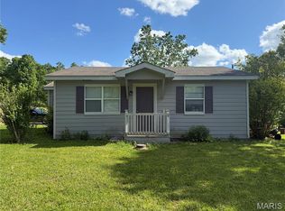 19490 Crabapple Rd, Lebanon, MO 65536