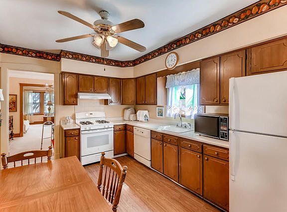 5th image of 4438 N Menard Ave