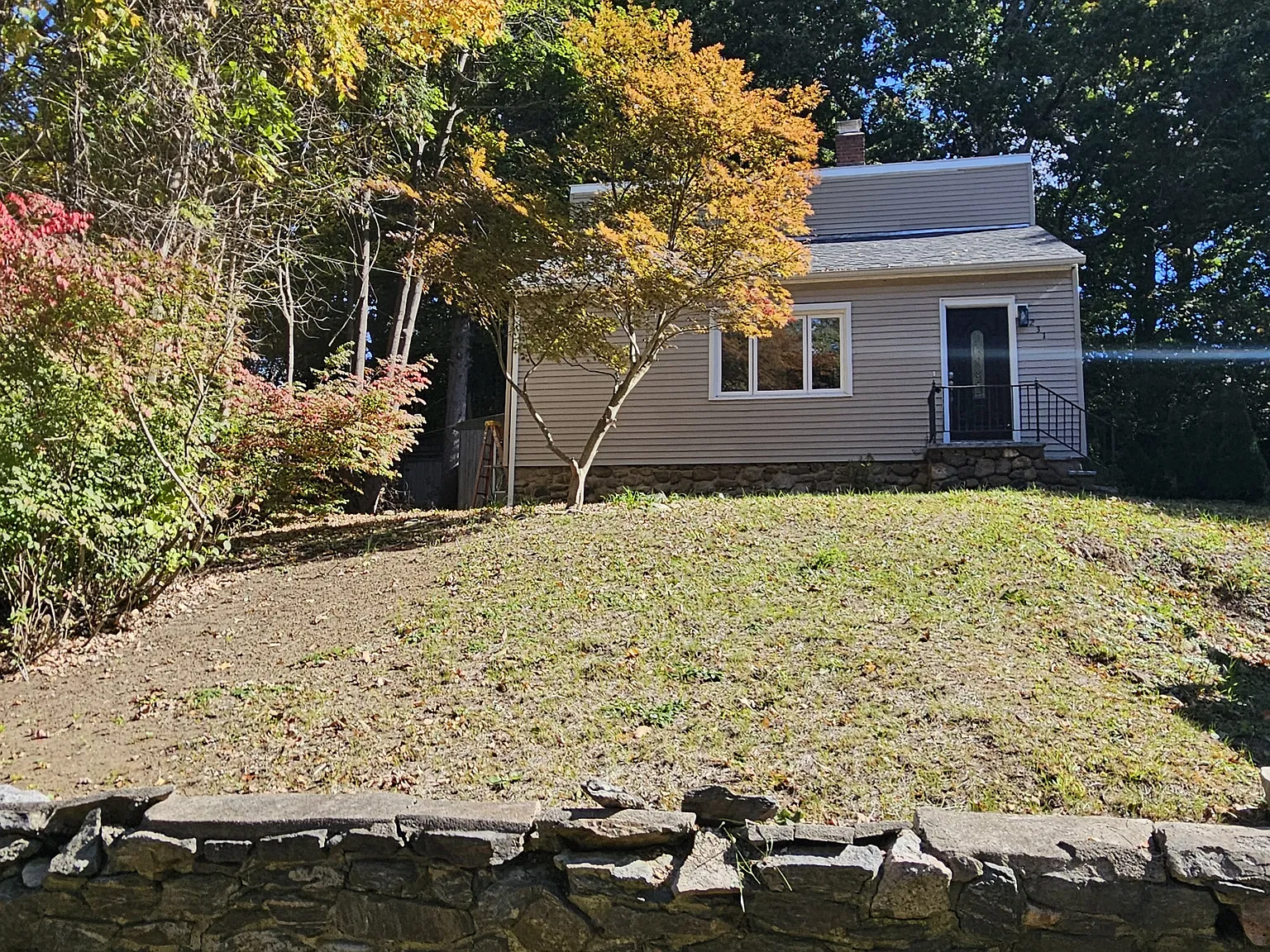 3 bed, 1064 sqft, $2,500 — Photo 1