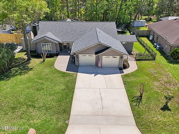5th image of 1785 CASTILLE Drive