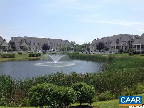 544 Summerford Ln, Crozet, VA 22932