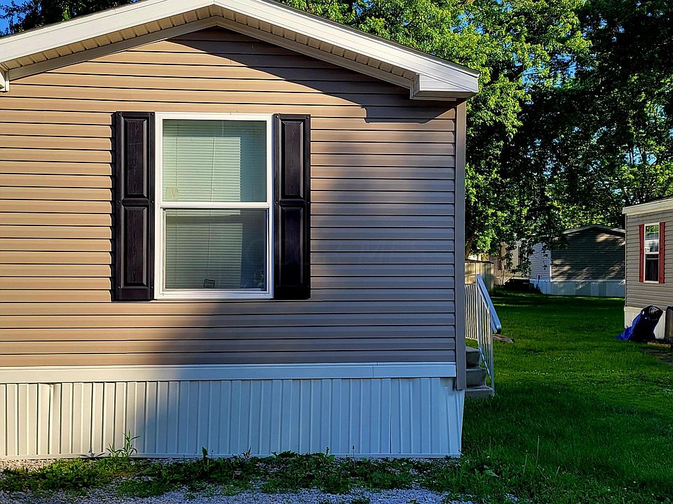 1st image of 9120 W Broad St Lot 27