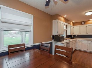1012 Eastern Dr, Cedar Rapids, IA 52403