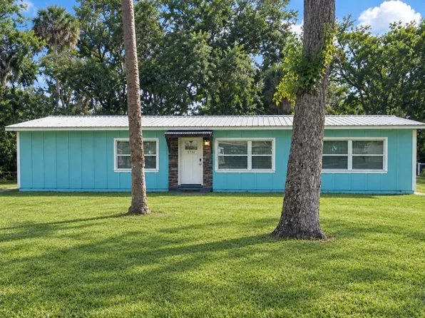 1251 Vine St, Daytona Beach, FL 32117