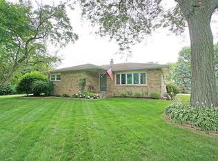 W177N5042 Roseway Ave, Menomonee Falls, WI 53051