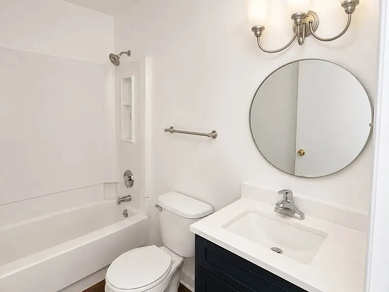 1066 S Cross St #4 — Photo 4