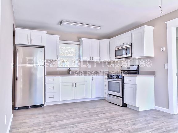 4th image of 290 2nd Ave APT 5