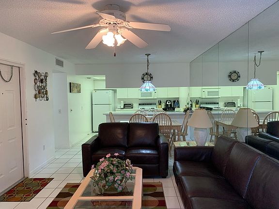 3rd image of 554 Waterside Dr #554