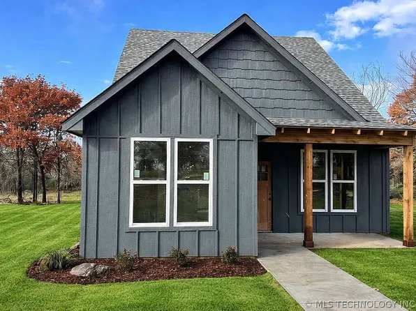 440 W 2nd St, Durant, OK 74701