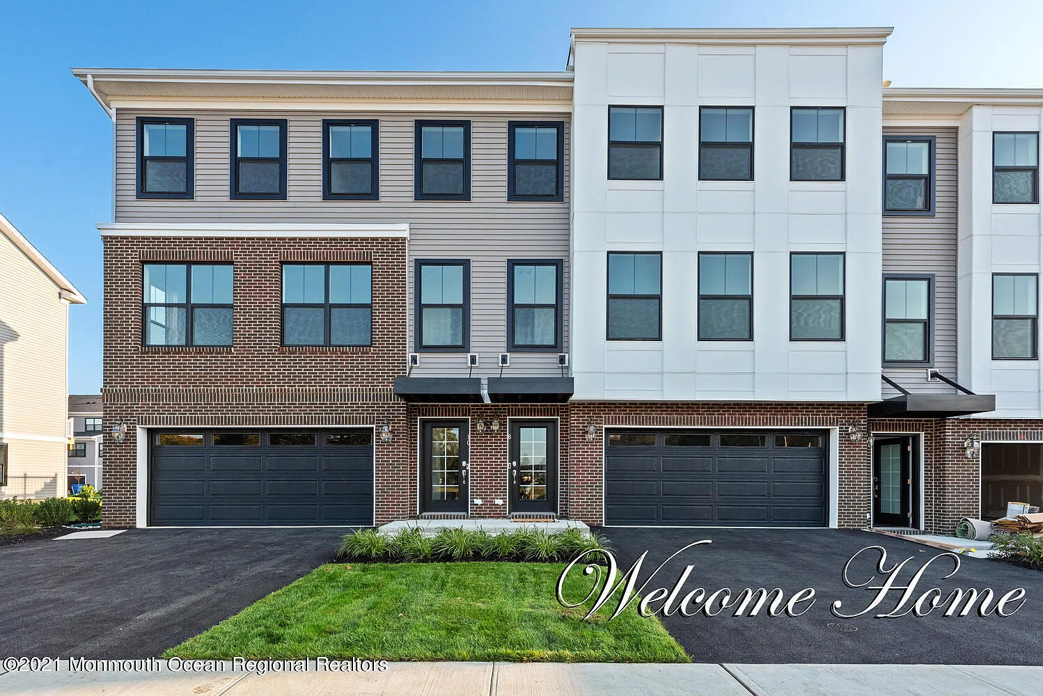 3 bed, 3.5 bath, 2367 sqft, $5,000 — Photo 1