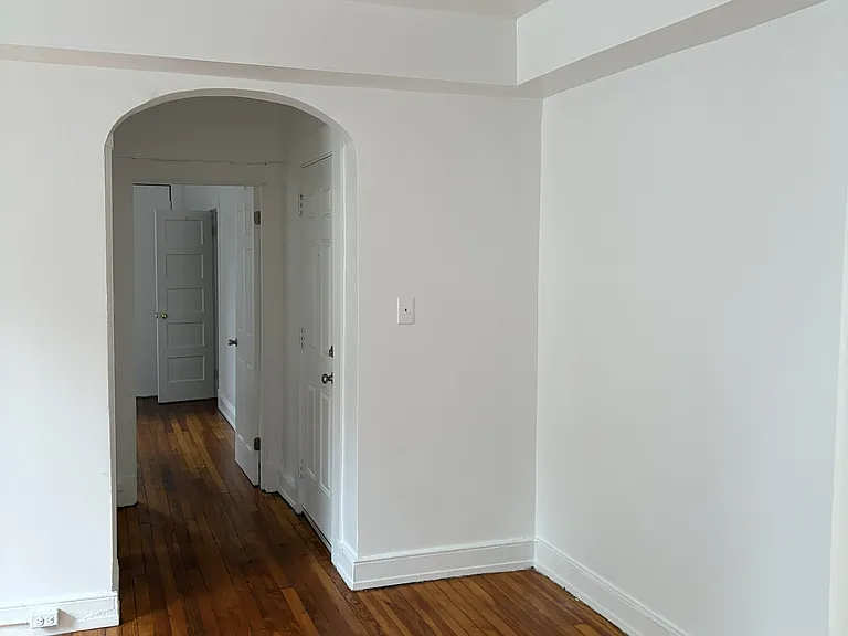 2502 North Ave #4 — Photo 9