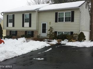 5 Mallory Ct, Gaithersburg, MD 20879
