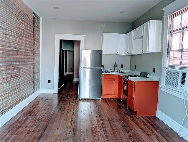 2 bed, 1.0 bath, 588 sqft, $1,475 — Photo 2