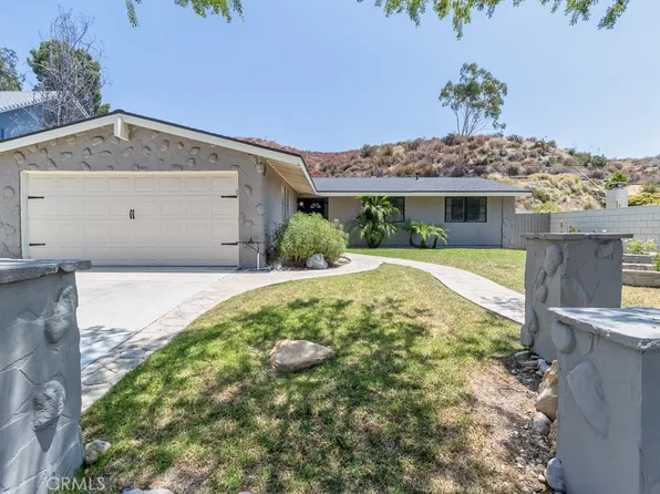 28136 Bakerton Ave, Santa Clarita, CA 91351