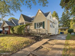 1044 Hawk St, Toledo, OH 43612