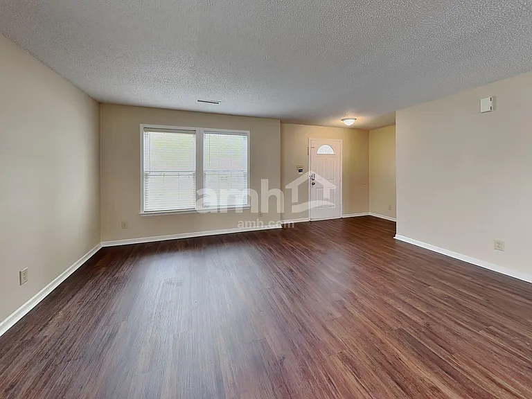 2957 Seasons Dr — Photo 8