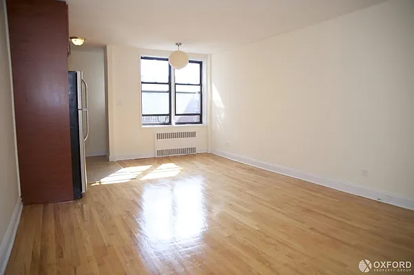 Rented by Oxford Property Group | media 13