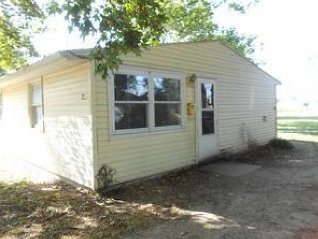 2nd image of 254 Miller Ave SW