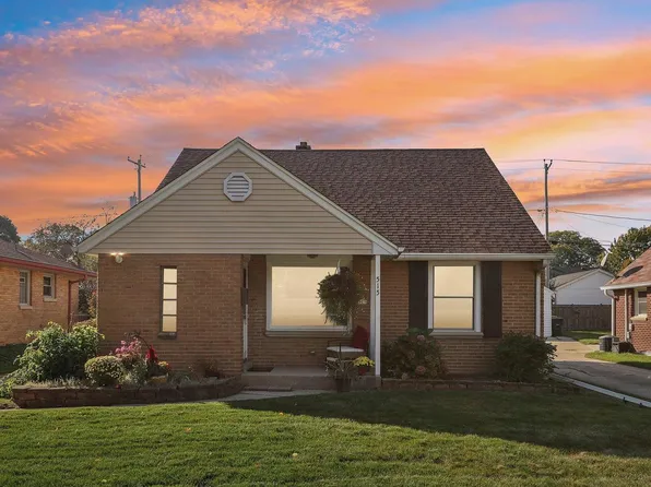 515 North 104th STREET, Wauwatosa, WI 53226