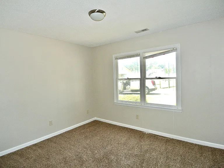1212 Highland Ave #D — Photo 9