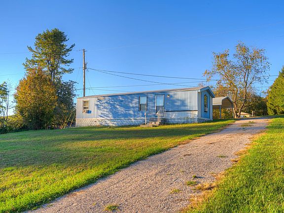 3rd image of 461 Bee Ln
