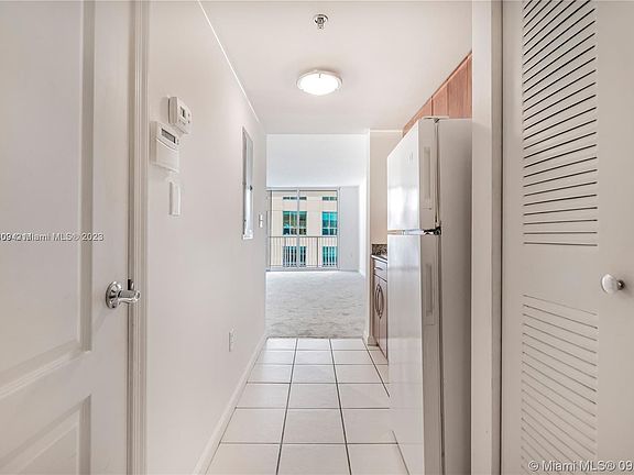3rd image of 1200 Brickell Bay Dr APT 1910
