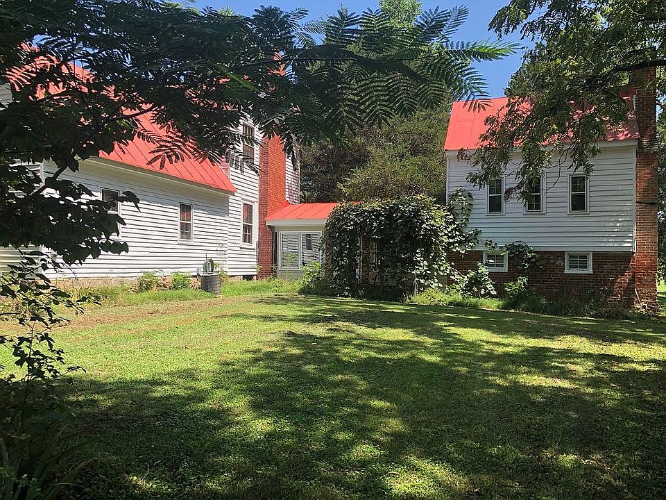 2nd image of 4785 Three Chopt Rd