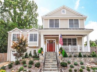 3712 N Albemarle St, Arlington, VA 22207
