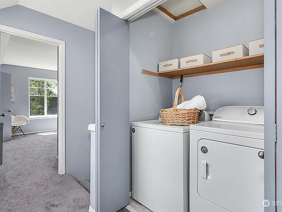 3rd image of 25123 Roberts Dr Unit 107