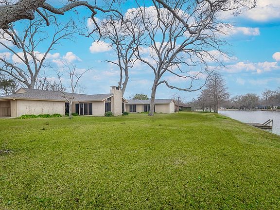 5th image of 613 Bolling Green Dr