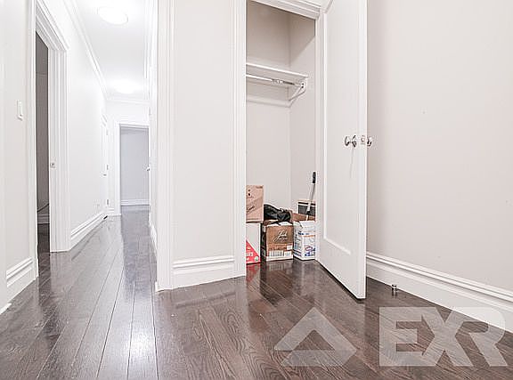4th image of 526 W 111th St APT 3C