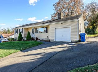 66 Brown St, Hamden, CT 06518