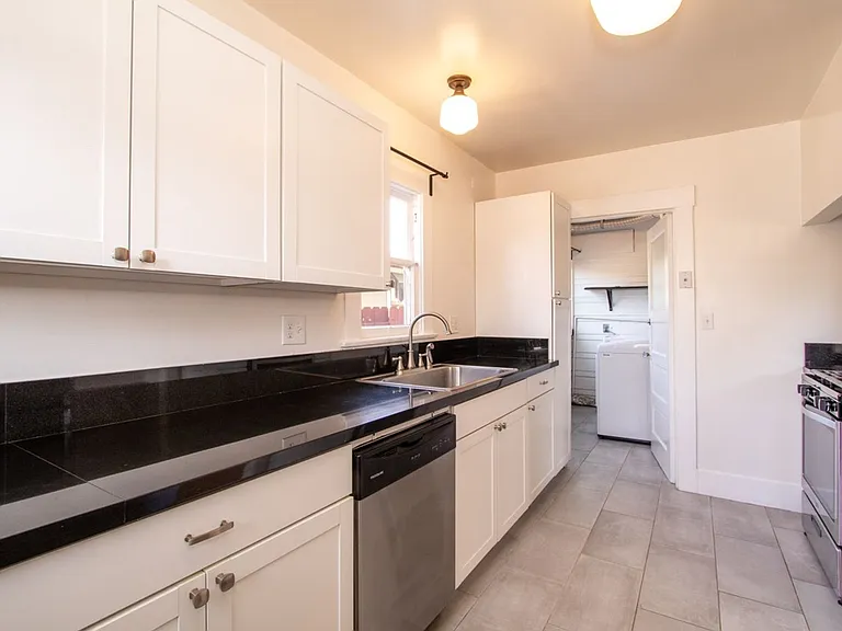 3042 Palm St — Photo 11