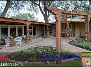 53 Levi Ln, Corrales, NM 87048