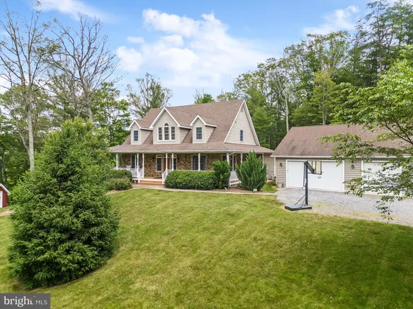 131 Goodearth Ln, Gore, VA 22637