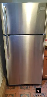 Rented by R New York | media 12