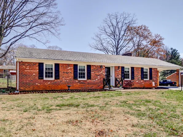 75 Saratoga Dr, Lynchburg, VA 24502