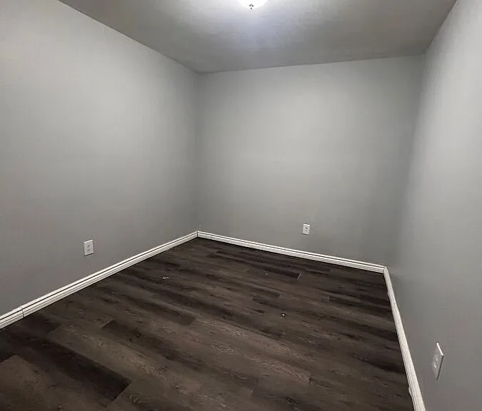 176 Oak St — Photo 5
