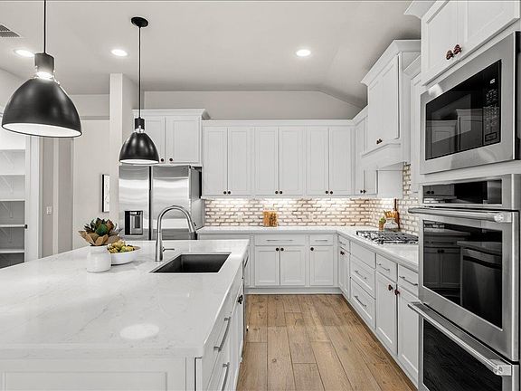 5th image of 8212 Gilwice Ln