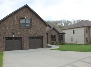 1551 Raven Rd, Clarksville, TN 37042